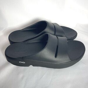 OOFOS OOahh Slide Sandals  Men’s Size 6 Women’s Size 8 Black Slip On Flip Flops